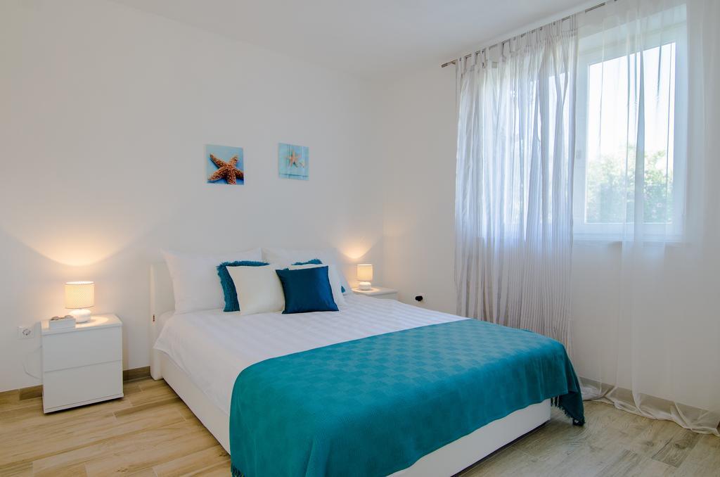 Studio Apartment Stella ลาบิน ห้อง รูปภาพ